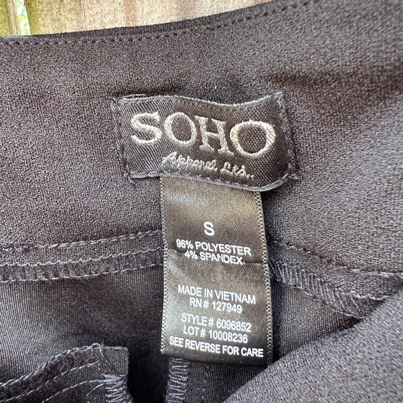 👗SoHo apparel black pull on black pants - Picture 5 of 7